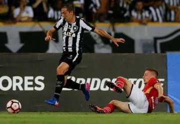 Estudiantes perdiÃ³ con Botafogo en su debut