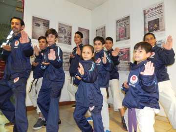Los karatecas misioneros parten hacia Lima